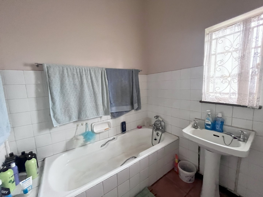 4 Bedroom Property for Sale in Park West Free State